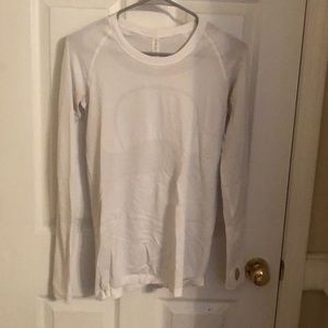 White lululemon top